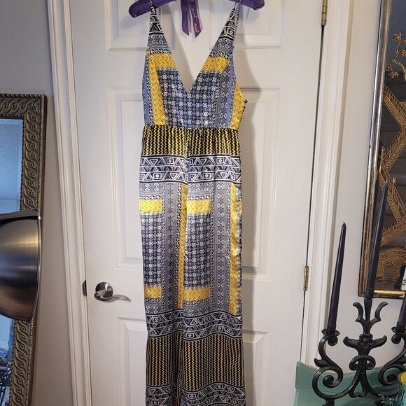 L'Atiste Silky Patterned Sleeveless Jumpsuit Wide Leg - Picture 3 of 6